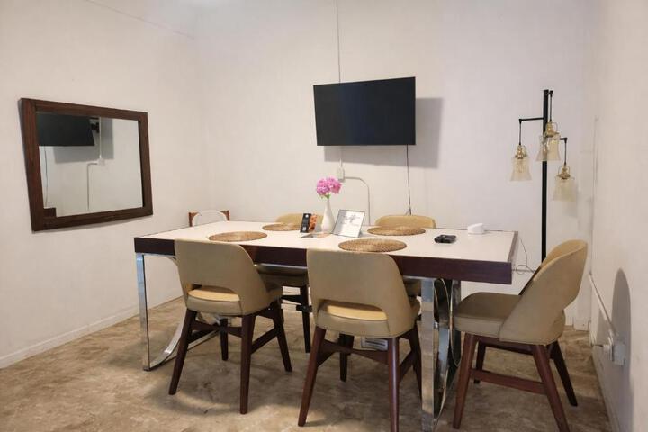 Exterior of 7 bedrooms in San Juan La Placita Santurce by RentalsPR