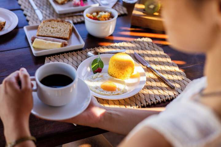 Breakfast/Coffee Service 258 of 293