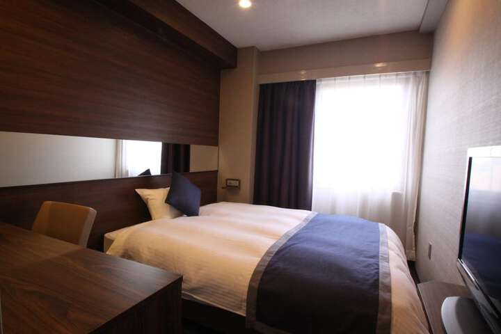 Room 19 of 41