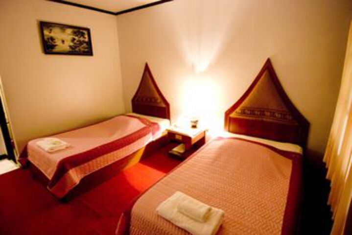 Room 13 of 49
