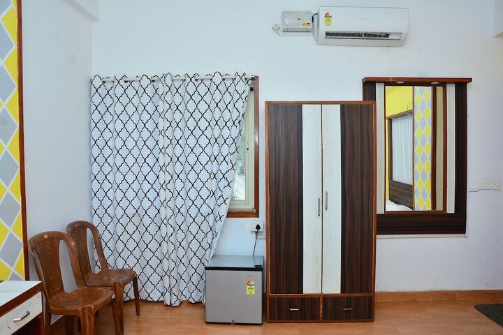 Room 16 of 37