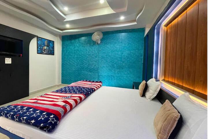 Room 47 of 94