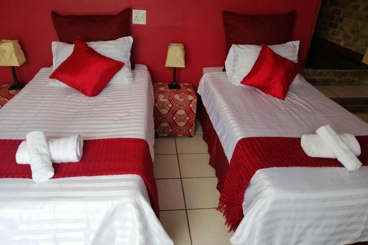 Room 1 of 5