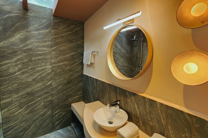 Room 26 of 41