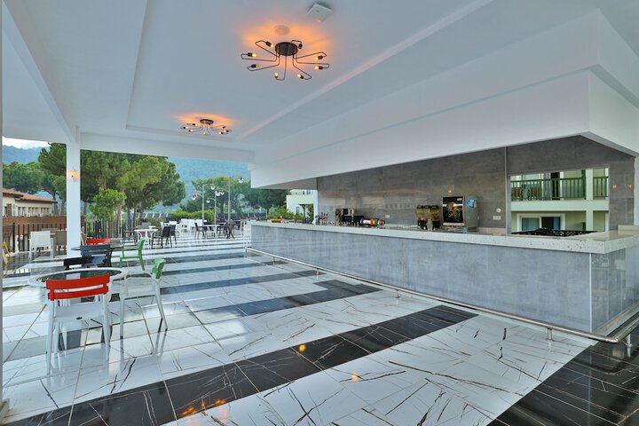Hotel 38 of 49