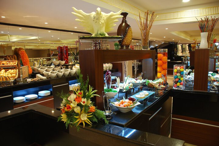Dining 50 of 73