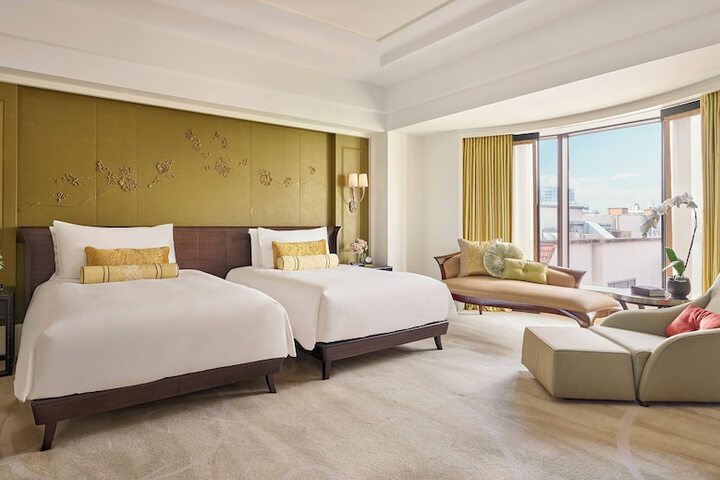 Room 15 of 92