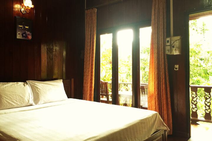 Room 7 of 44