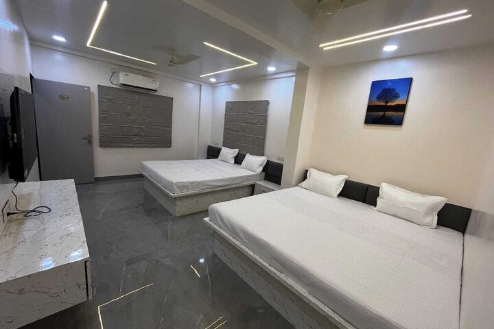 Hotel Tulsi in Chhatrapati Sambhajinagar