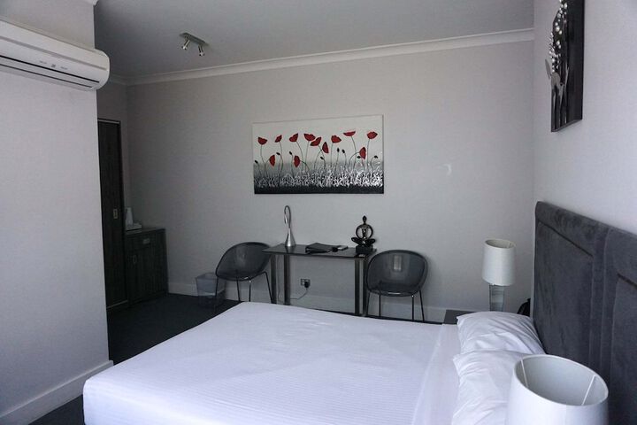 Room 30 of 60