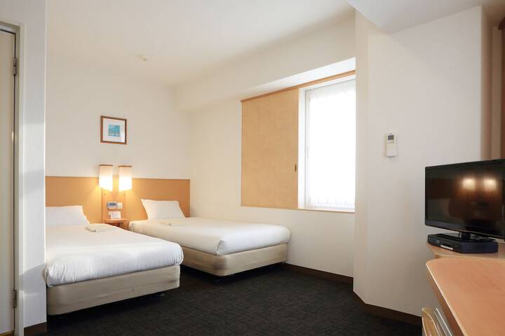 Room 9 of 56