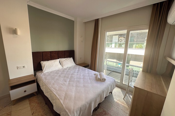 Room 14 of 171