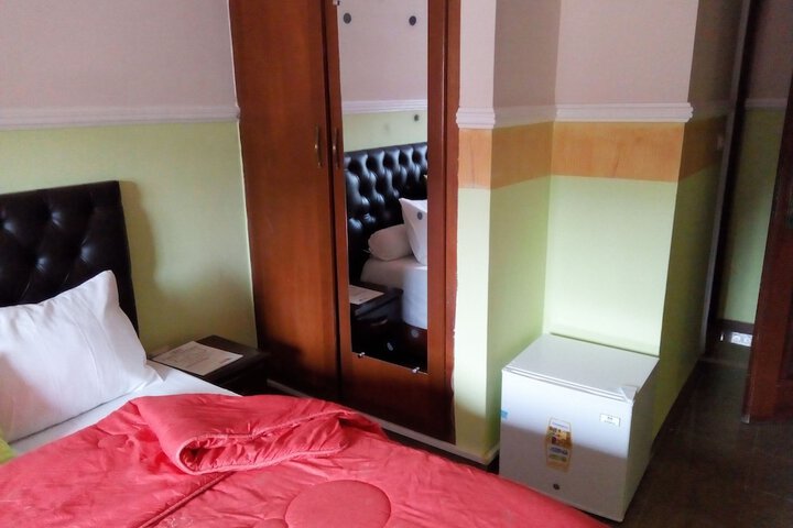 Room 16 of 51