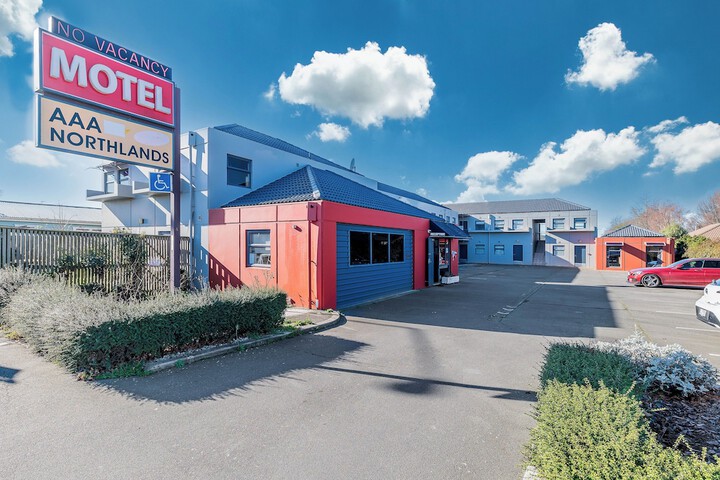 Hotel Entry