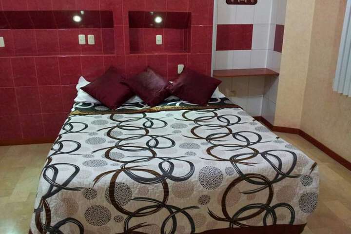 Room 14 of 23