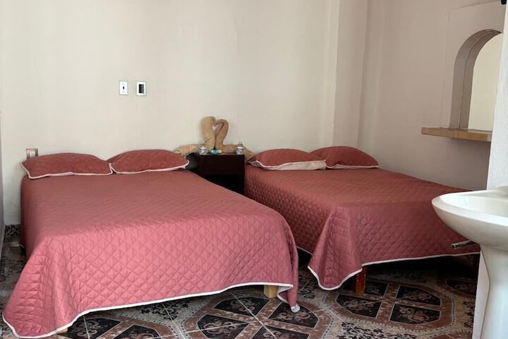 Room 4 of 31