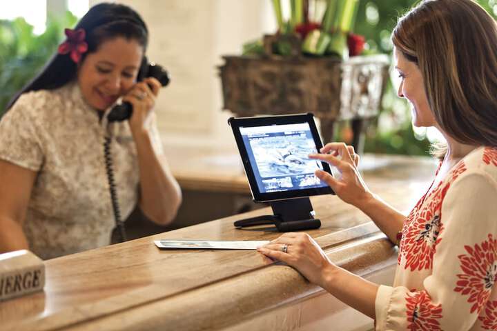 Concierge desk