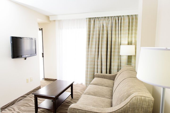 1 King Bed Suite (29 of 31)