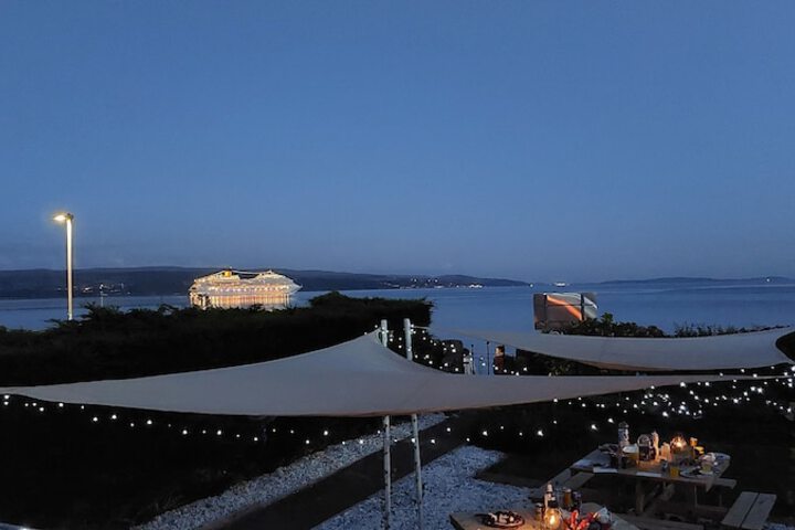 Terrace/Patio 9 of 15