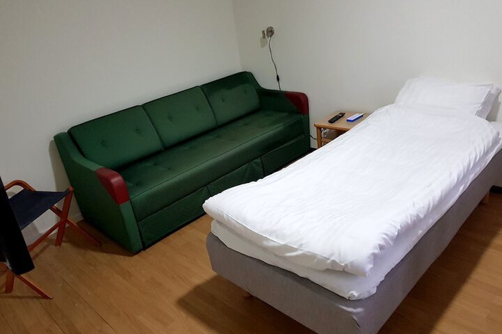 Room 6 of 62
