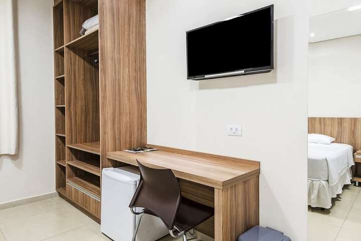 Room 35 of 74