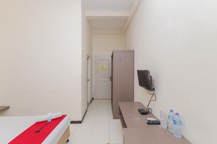 Room 8 of 58