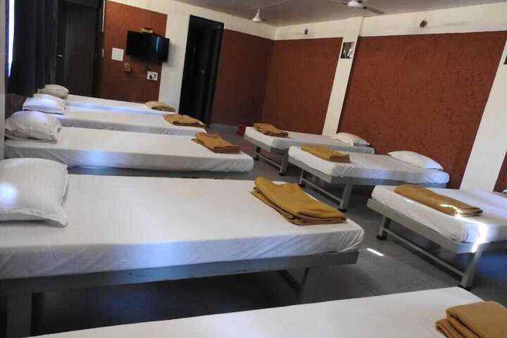 Room 10 of 45