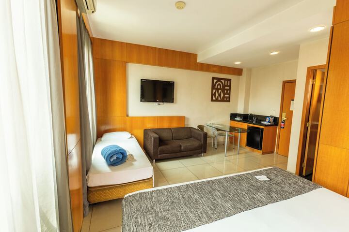 Room 6 of 174