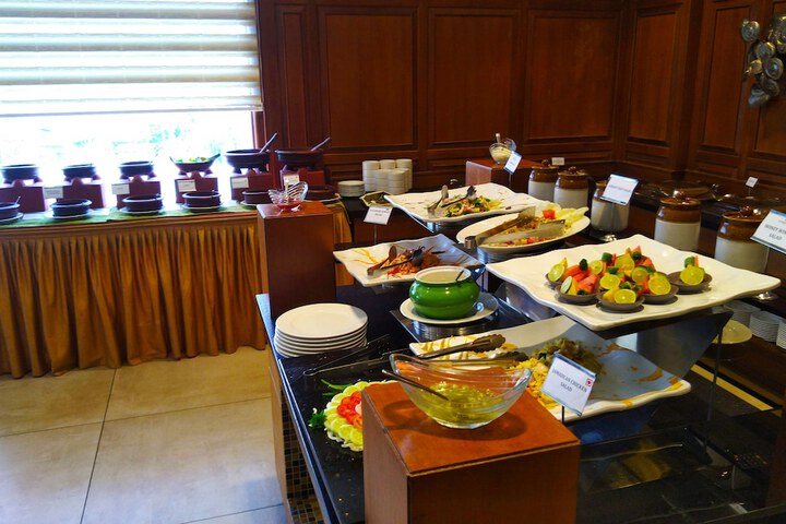 Breakfast/Coffee Service 25 of 39
