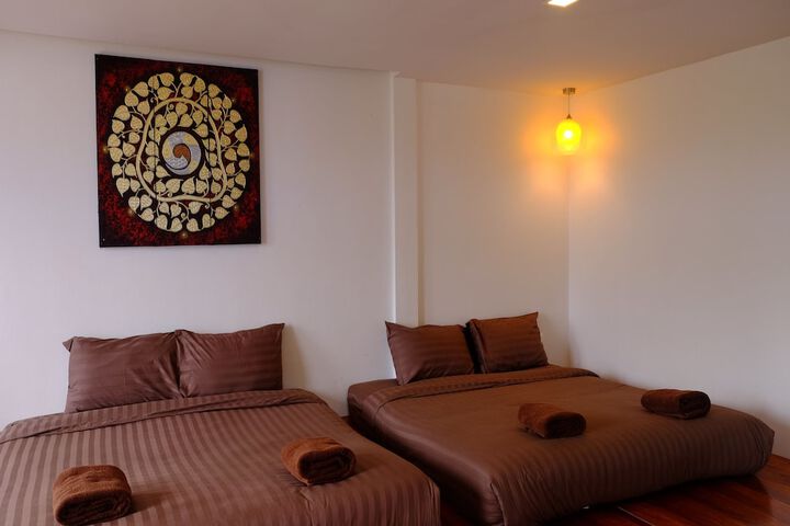 Room 10 of 52