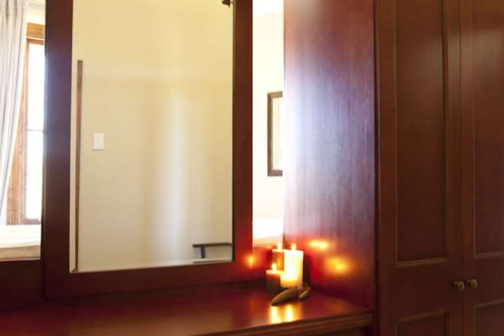 Room 49 of 299