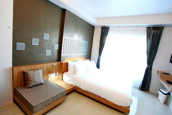 Room 6 of 26
