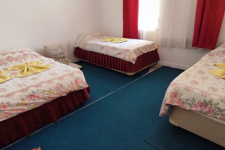 Room 16 of 175
