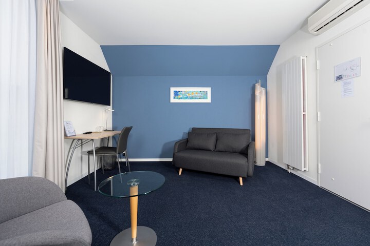 Room 25 of 55