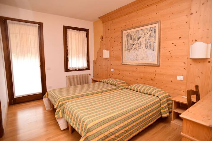 Room 3 of 30