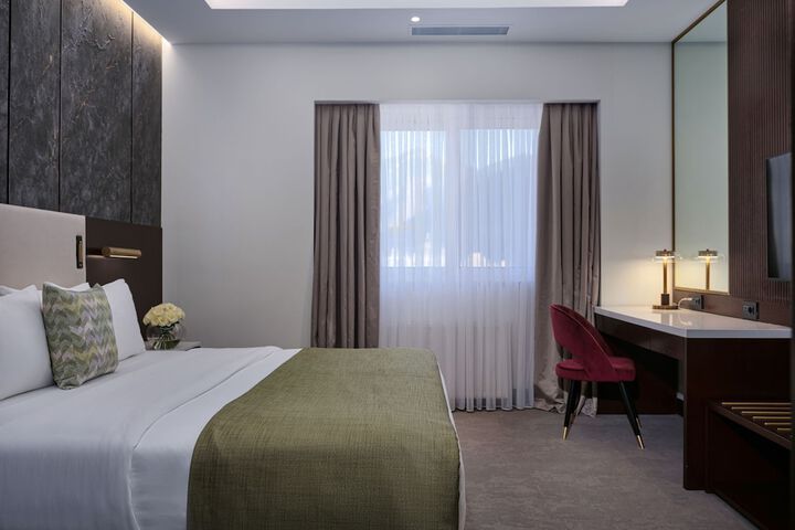 Room 44 of 129
