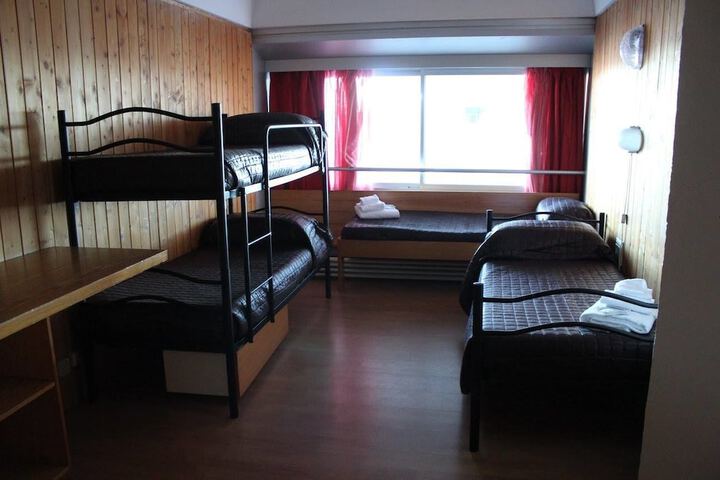 Room 8 of 47