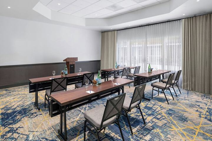 Meeting facility