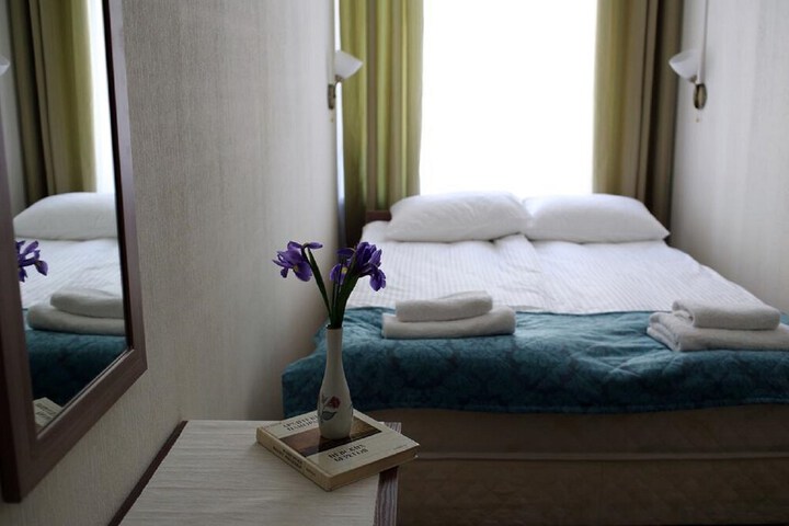 Room 46 of 63