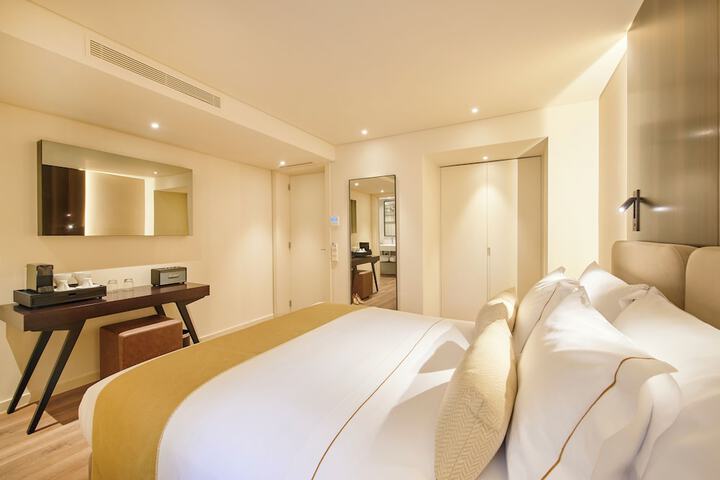 Room 15 of 70