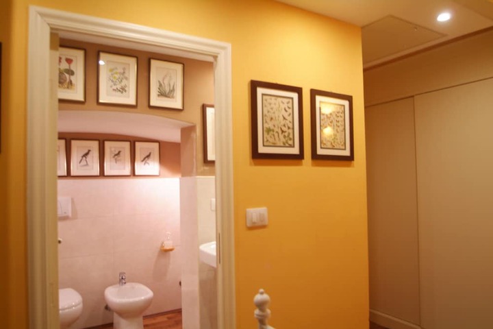 Room 22 of 29