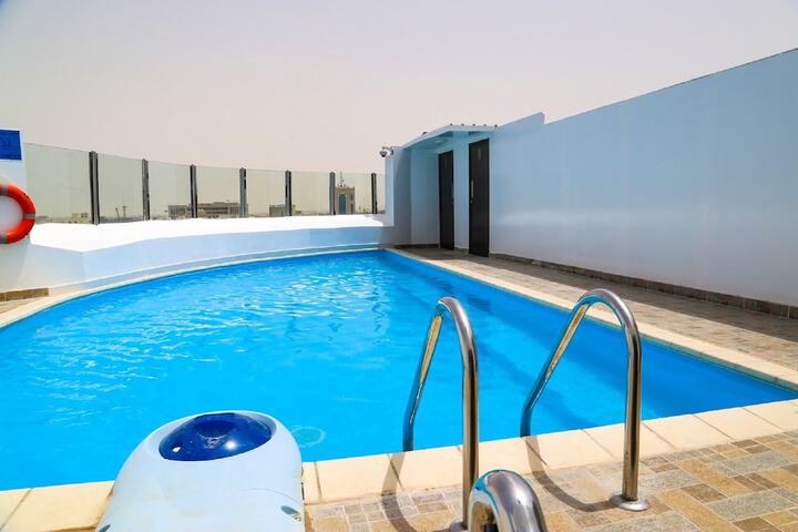 Pool 45 of 61