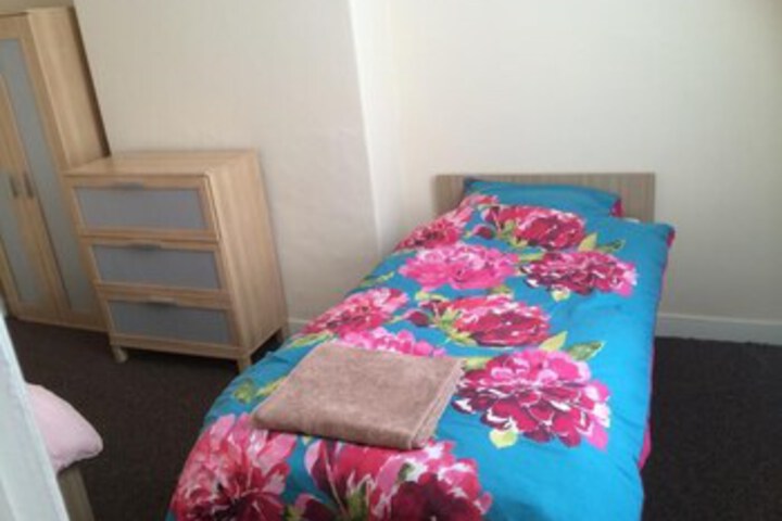 Room 18 of 35