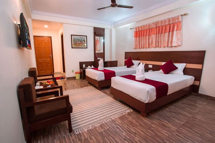 Room 3 of 27