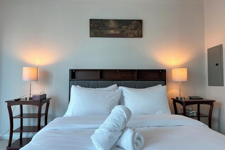 Room 9 of 79