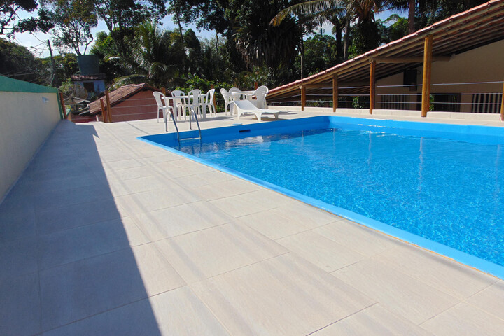 Pool 26 of 75
