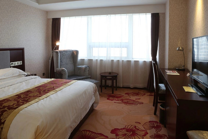 Room 3 of 11