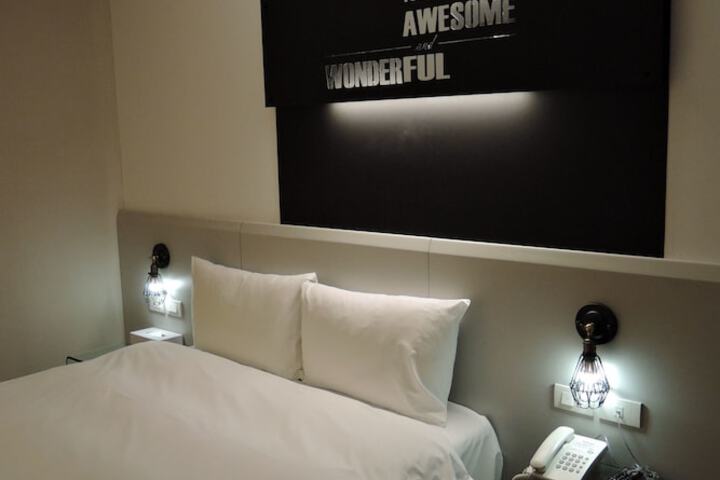 Room 29 of 46