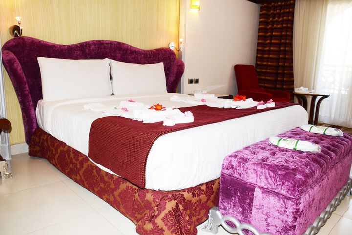 Room 3 of 58
