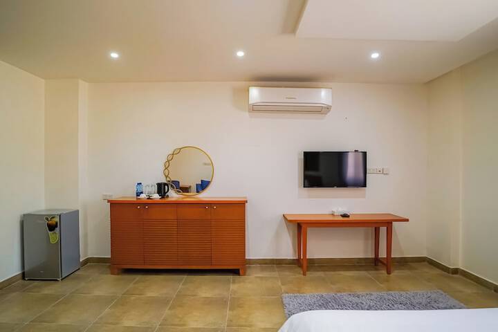 Room 36 of 47